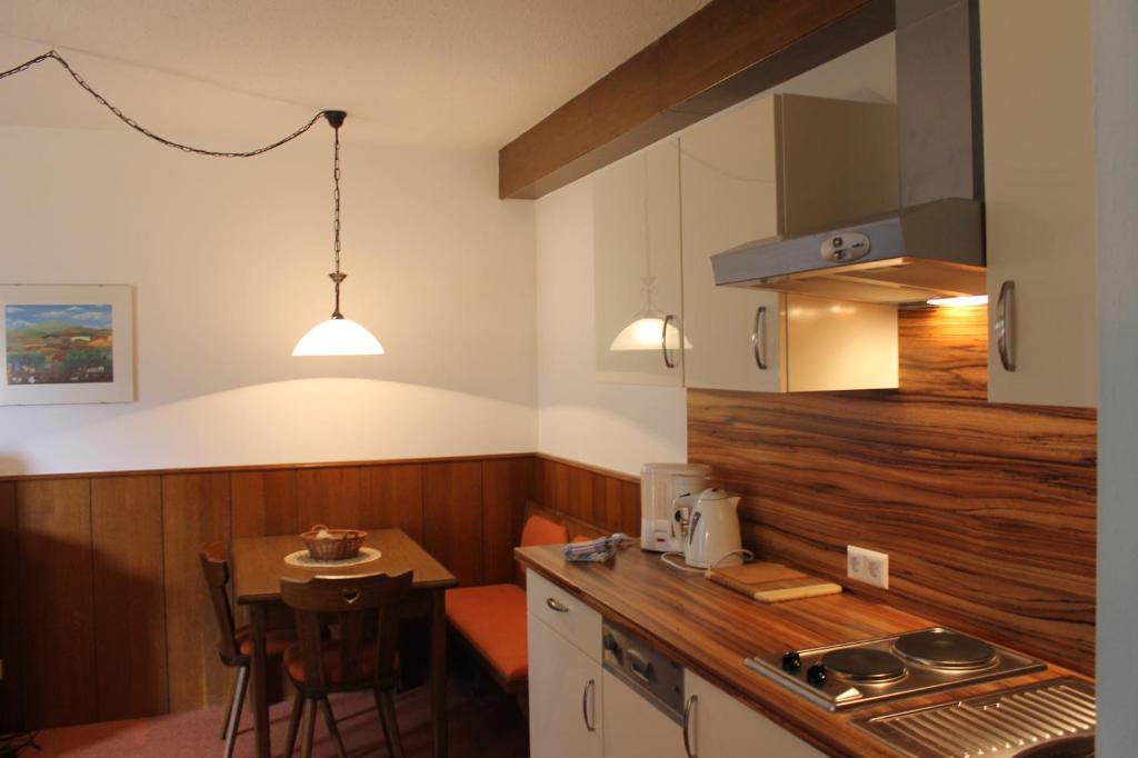Ferienwohnung AppHaus Sonne Heiligenblut am Großglockner Zimmer foto