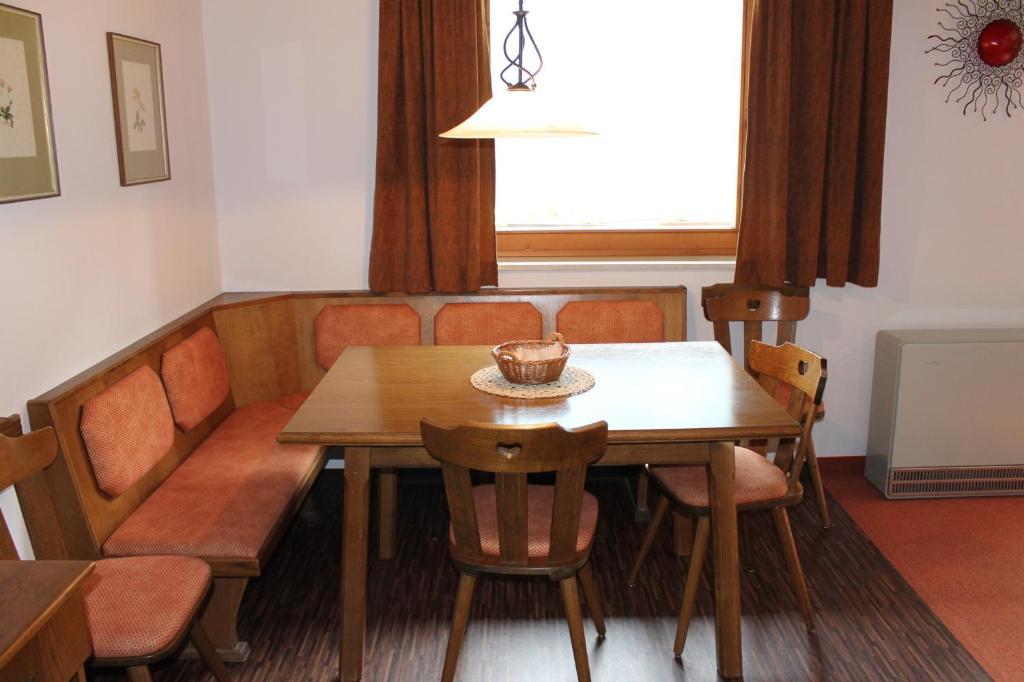 Ferienwohnung AppHaus Sonne Heiligenblut am Großglockner Zimmer foto