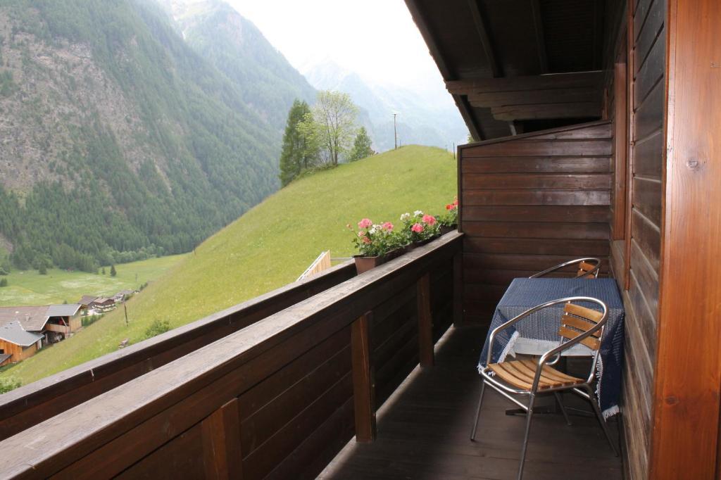 Ferienwohnung AppHaus Sonne Heiligenblut am Großglockner Zimmer foto